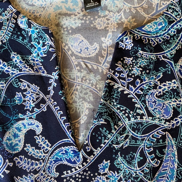 Roz & Ali Dress - Picture 4 of 11